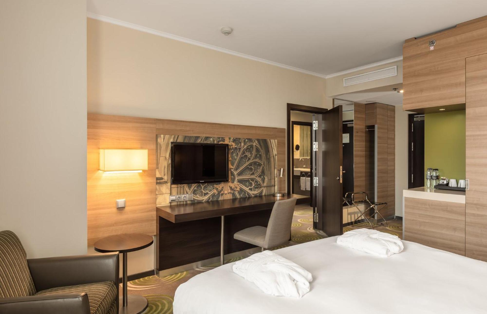 - Kyiv, An Ihg