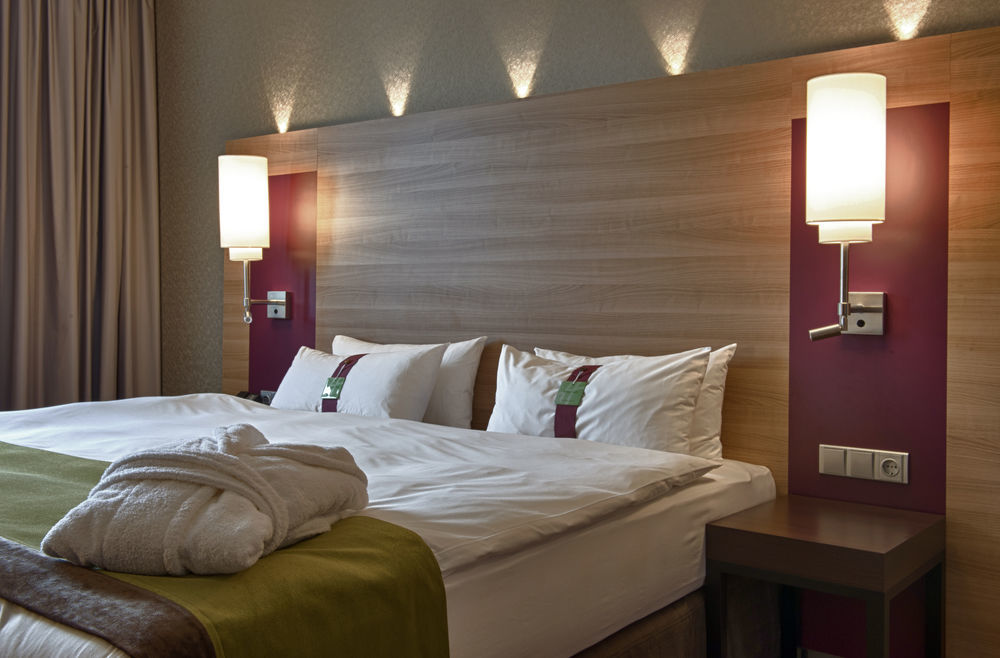 - Kyiv, An Ihg 4* Kiev