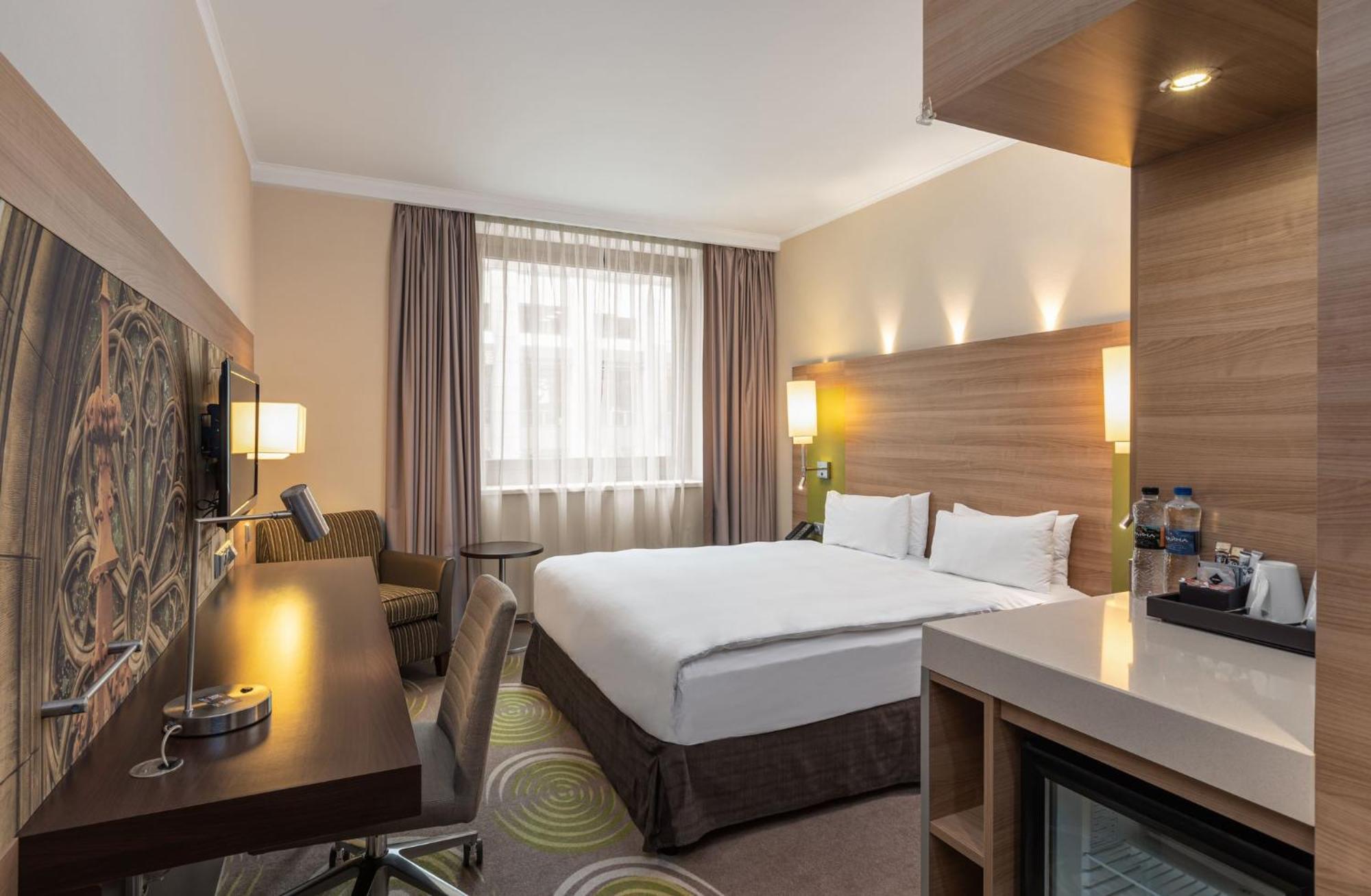 - Kyiv, An Ihg